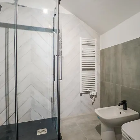 Casa Stadera - Metro Abbiategrasso & Parking Апартаменты *
